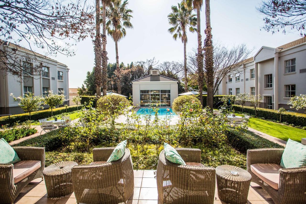 Garden Court Morningside Sandton ヨハネスブルグ エクステリア 写真