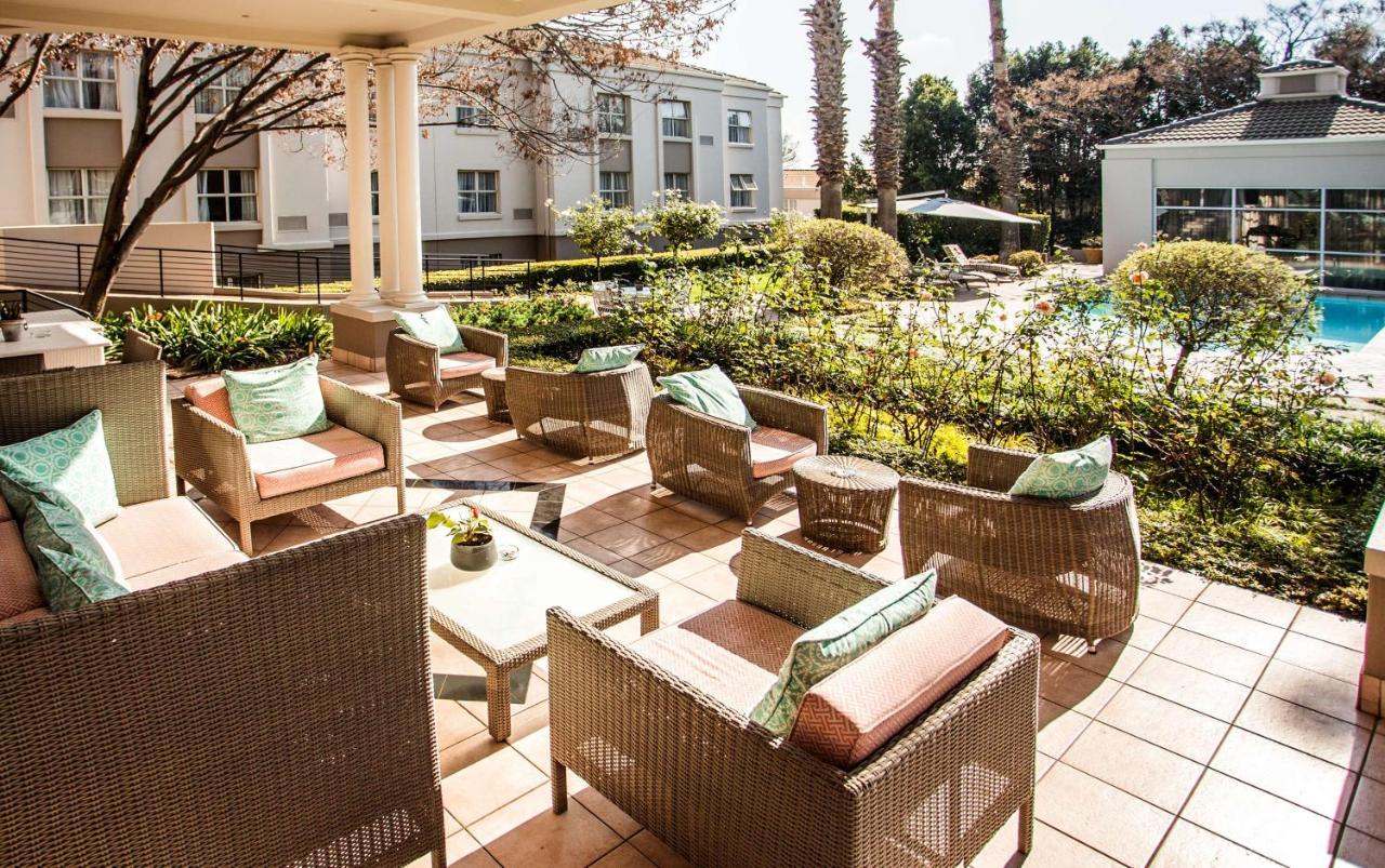 Garden Court Morningside Sandton ヨハネスブルグ エクステリア 写真