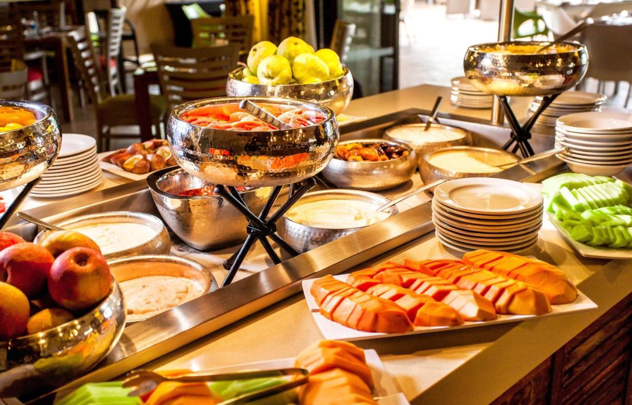 Garden Court Morningside Sandton ヨハネスブルグ エクステリア 写真