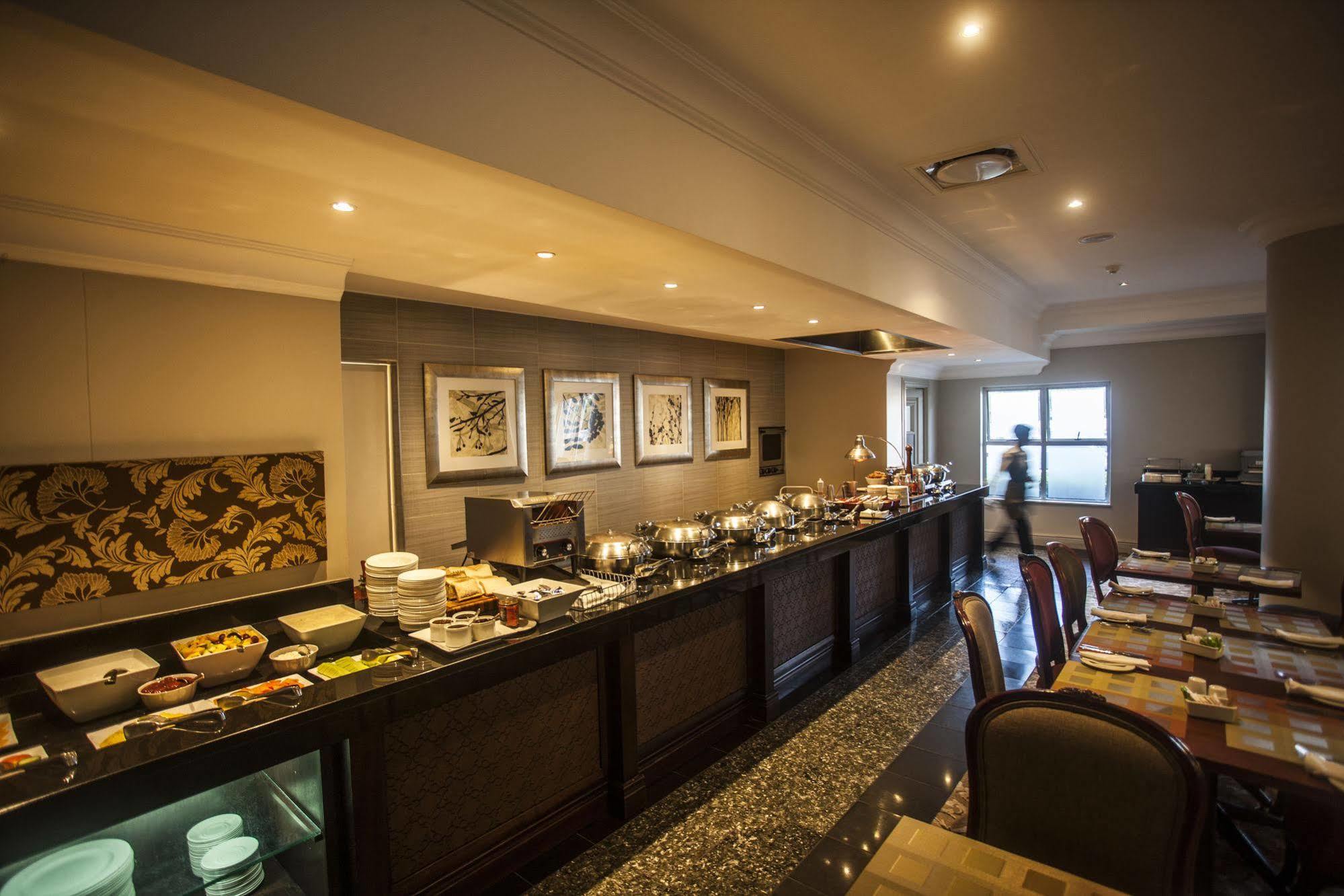 Garden Court Morningside Sandton ヨハネスブルグ エクステリア 写真